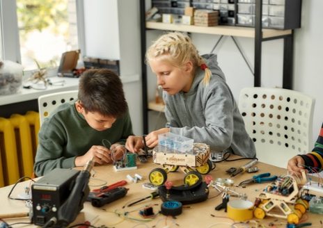 Robotics_merit-badge-overview